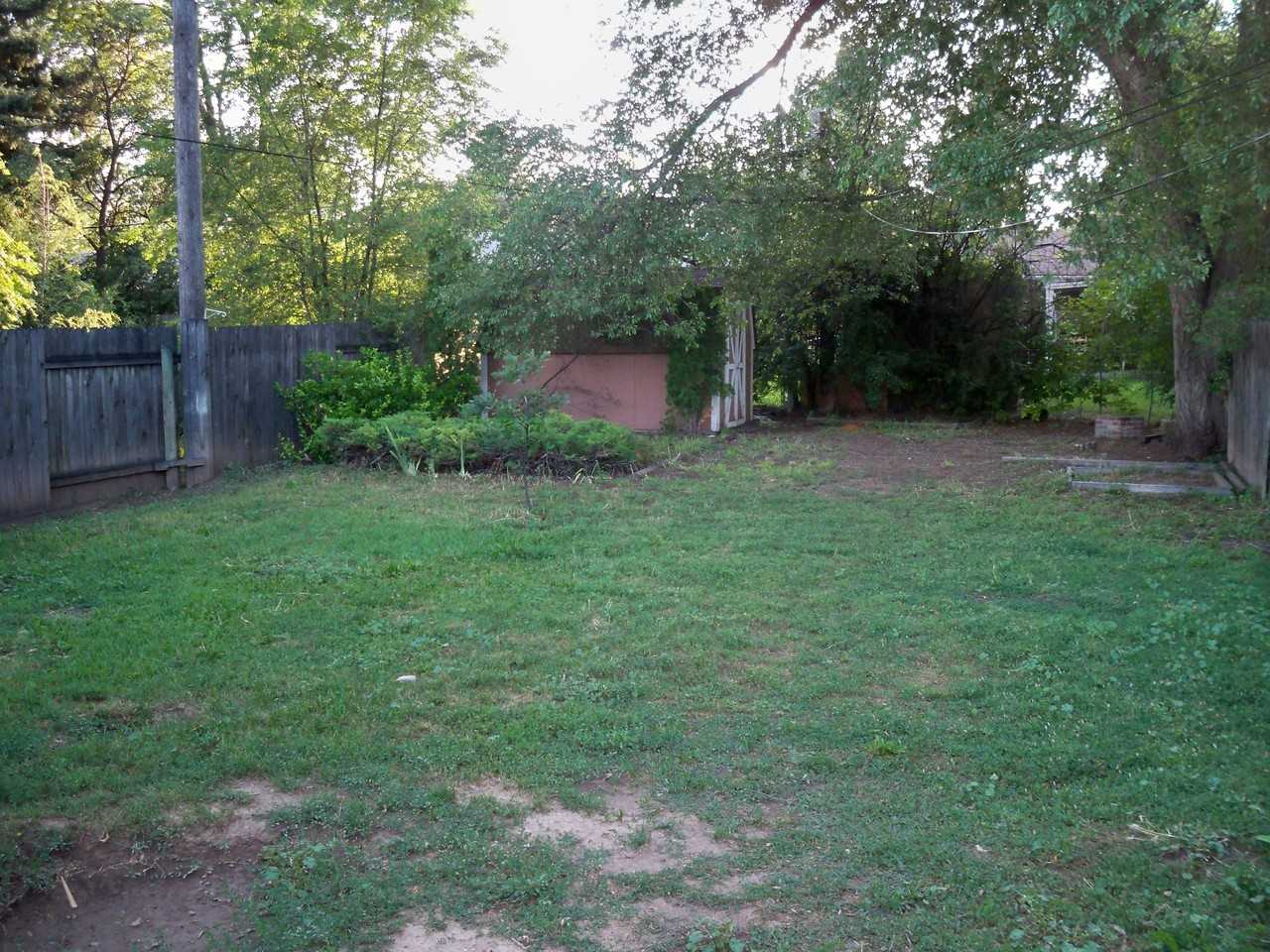 1611 Stover Street - Photo 2 of 8