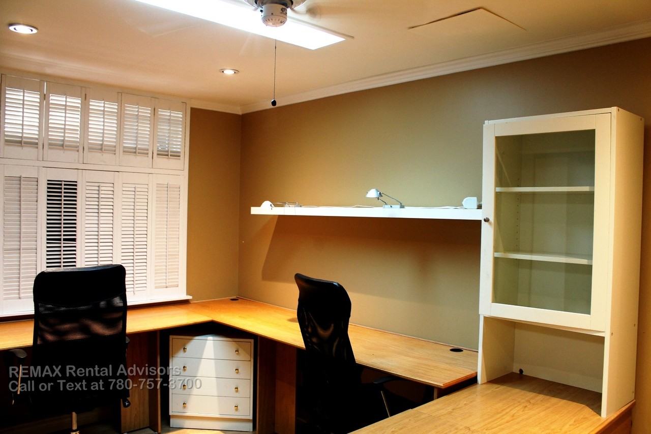 67 Strathaven Circle SW - Photo 7 of 22