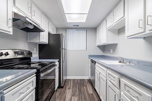 4433 Continental Way - Photo 3 of 7