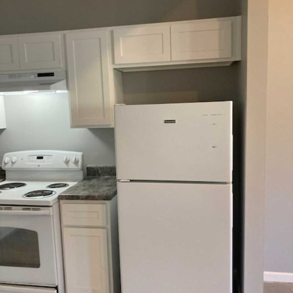 5608 Pembroke Fairview Rd #1 - Photo 3 of 8