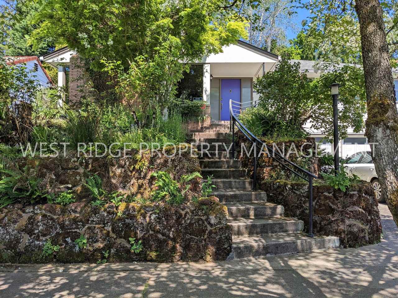 4309 Se Flavel St #1 - Photo 2 of 21