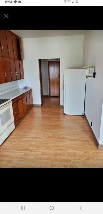 209 W High St - Photo 4 of 7