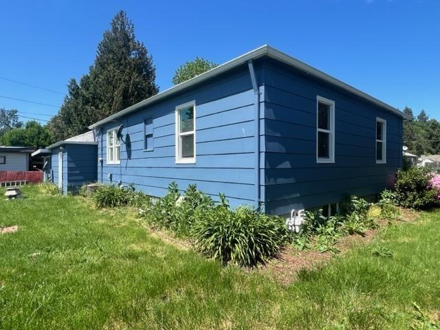 1042 7th St Nw - Photo 4 of 23