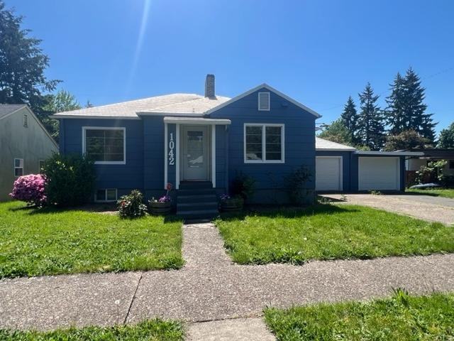 1042 7th St Nw - Photo 2 of 23