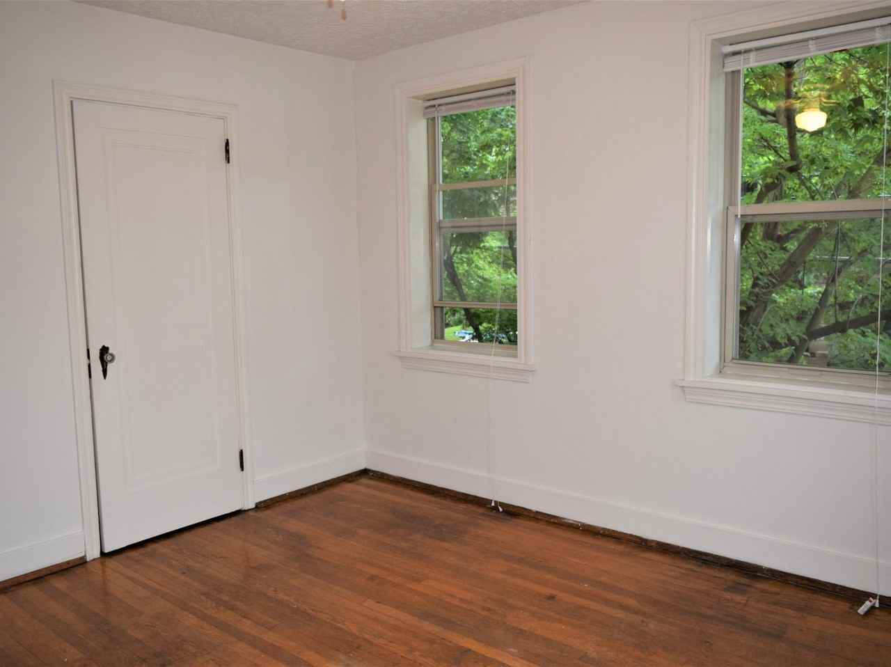 Mayflower - Photo 4 of 10