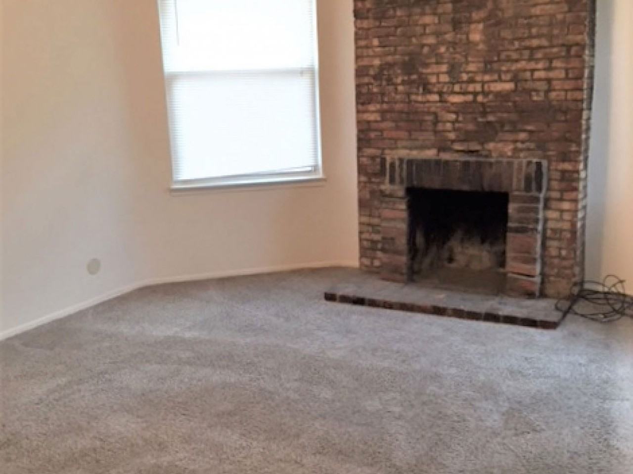 Ellsworth - Photo 4 of 5