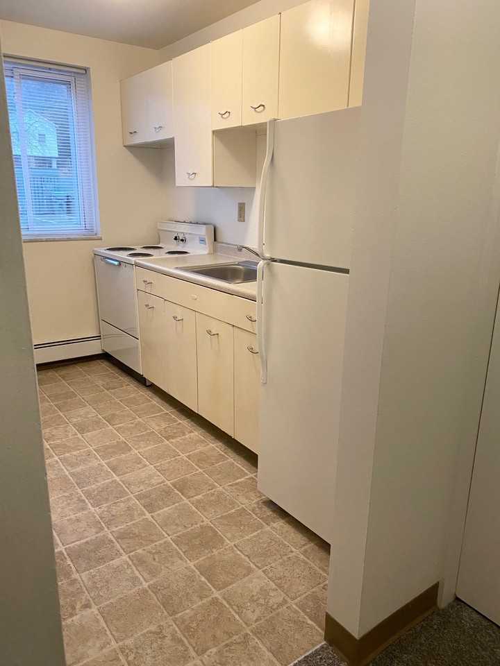 Velma Court - Photo 4 of 10