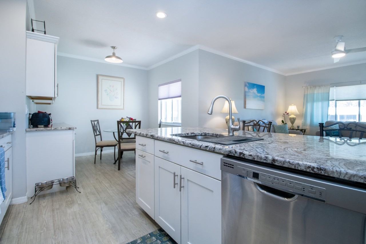 5920 Driftwood Ave - Photo 7 of 38