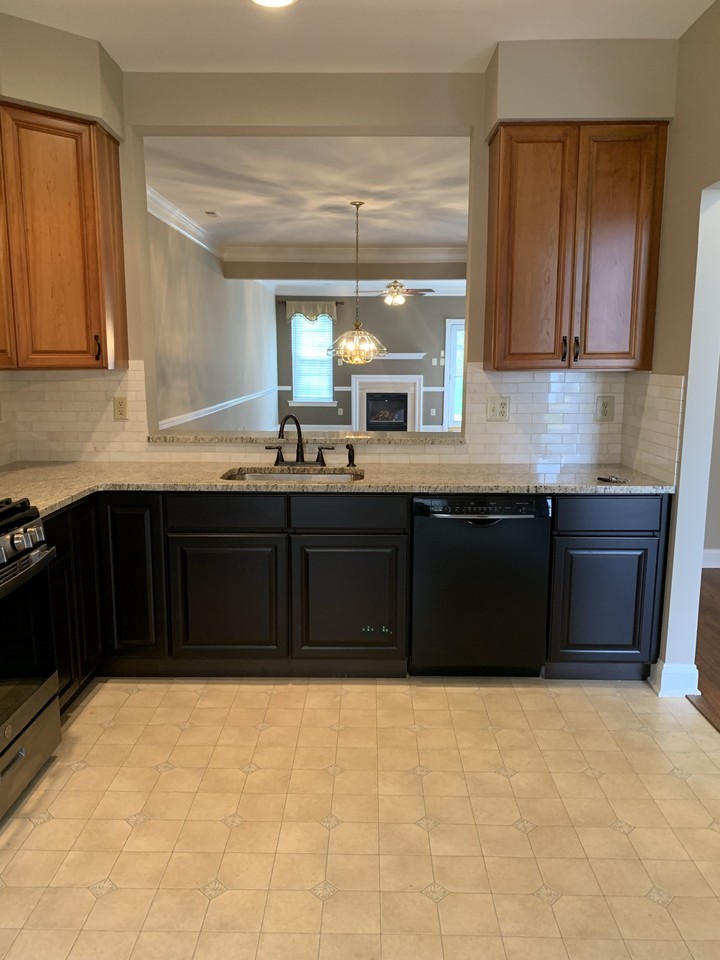 429 Ruth Ct #NA - Photo 2 of 14