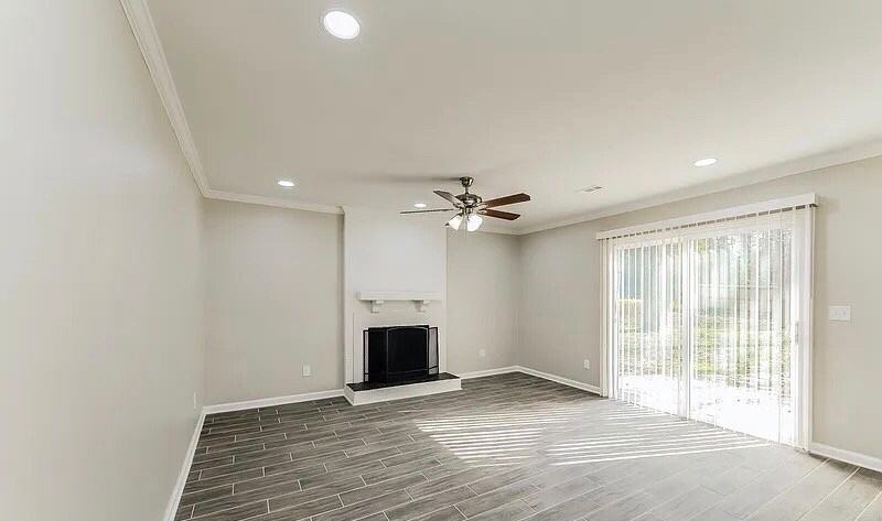 3200 Colony Dr #NA - Photo 2 of 10
