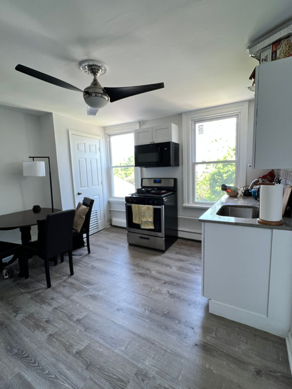 26 Elizabeth St #FL2 - Photo 2 of 15