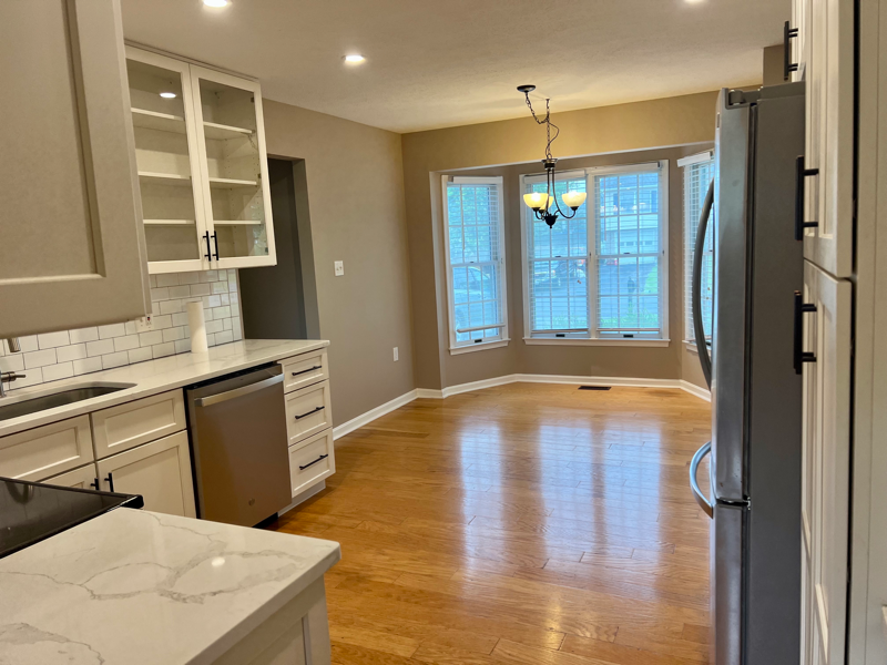 106 Meadowview Ct - Photo 3 of 4