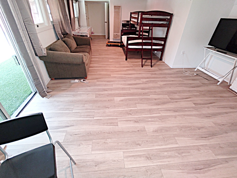 25366 Cypress Ave - Photo 3 of 7