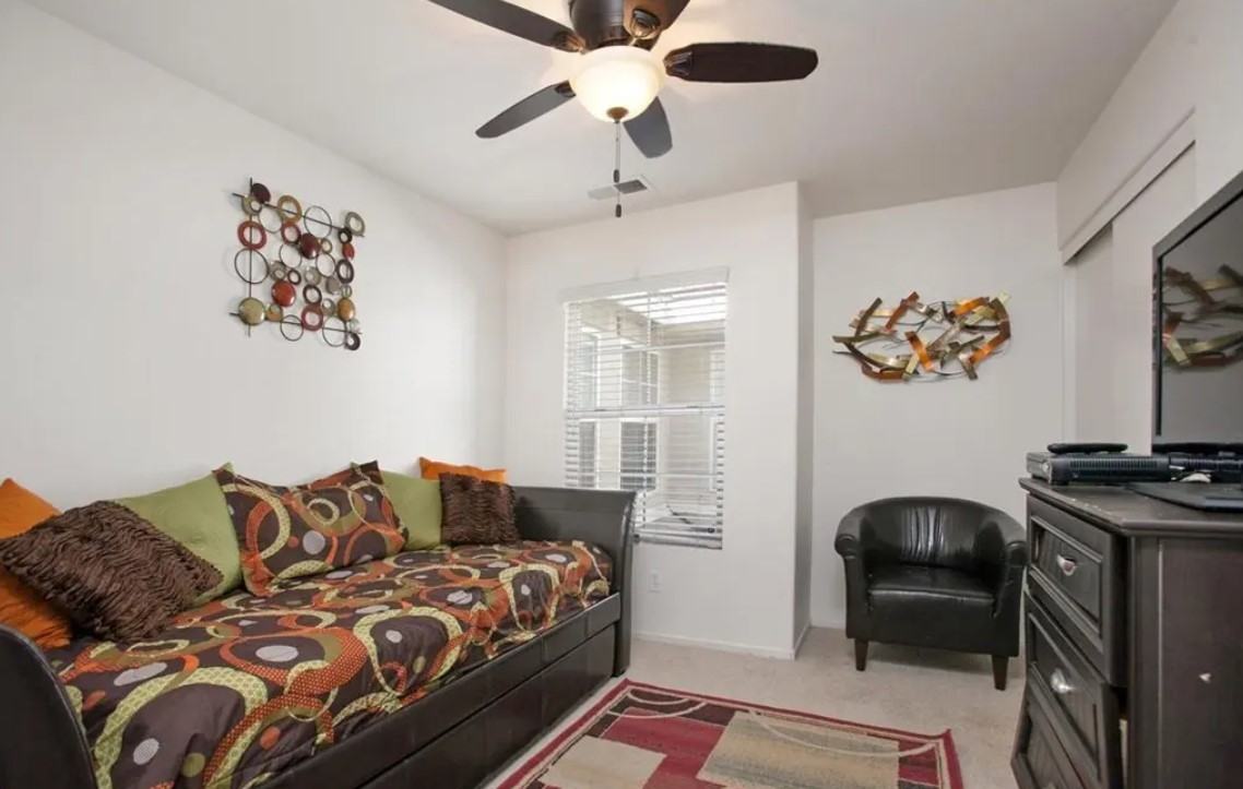 1484 Canvas Dr #1 - Photo 3 of 9