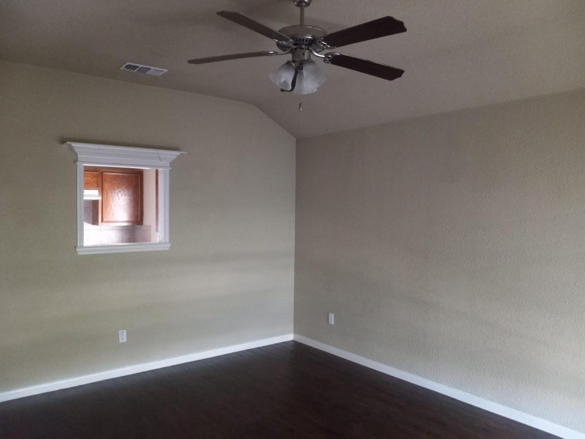 501 Study Hall Loop #B - Photo 3 of 9