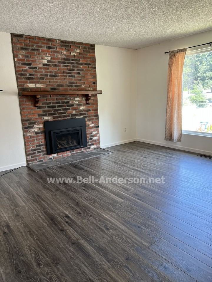 26672 Timberlane Dr Se - Photo 2 of 24