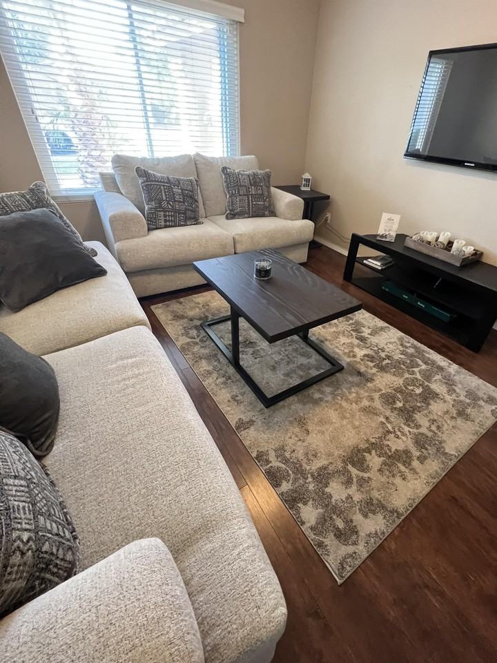 1132 W Sparrow Dr #1 - Photo 3 of 37