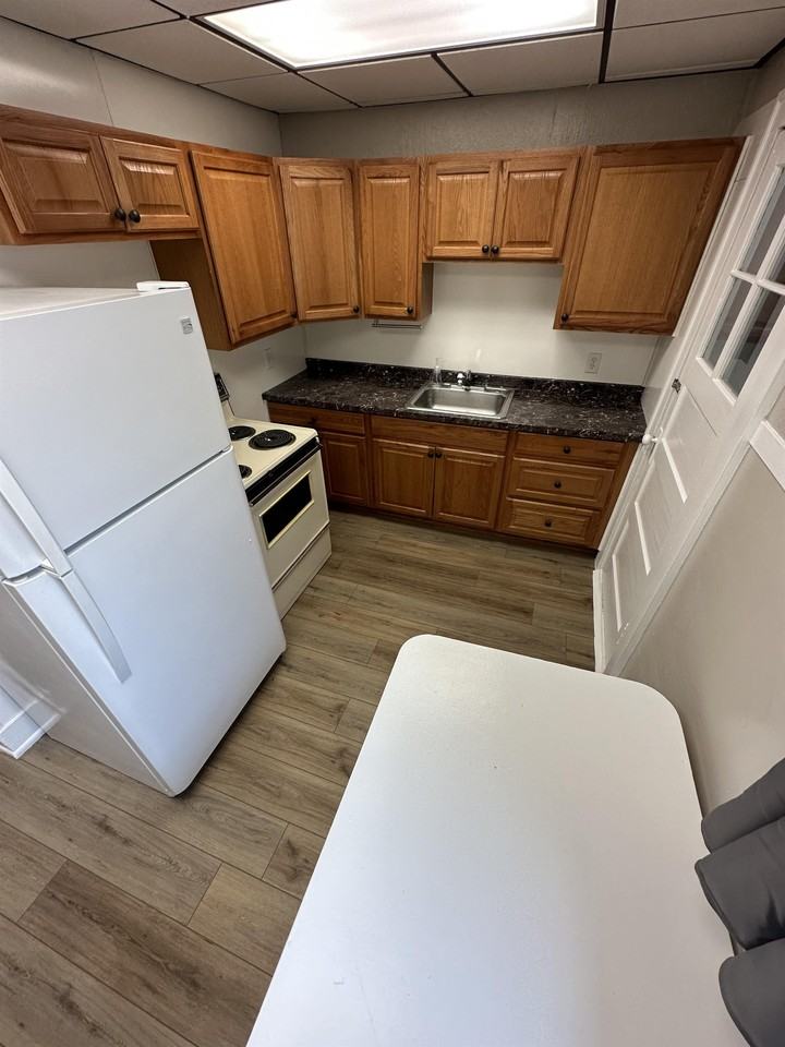 637 3rd Street #637 - Photo 4 of 6