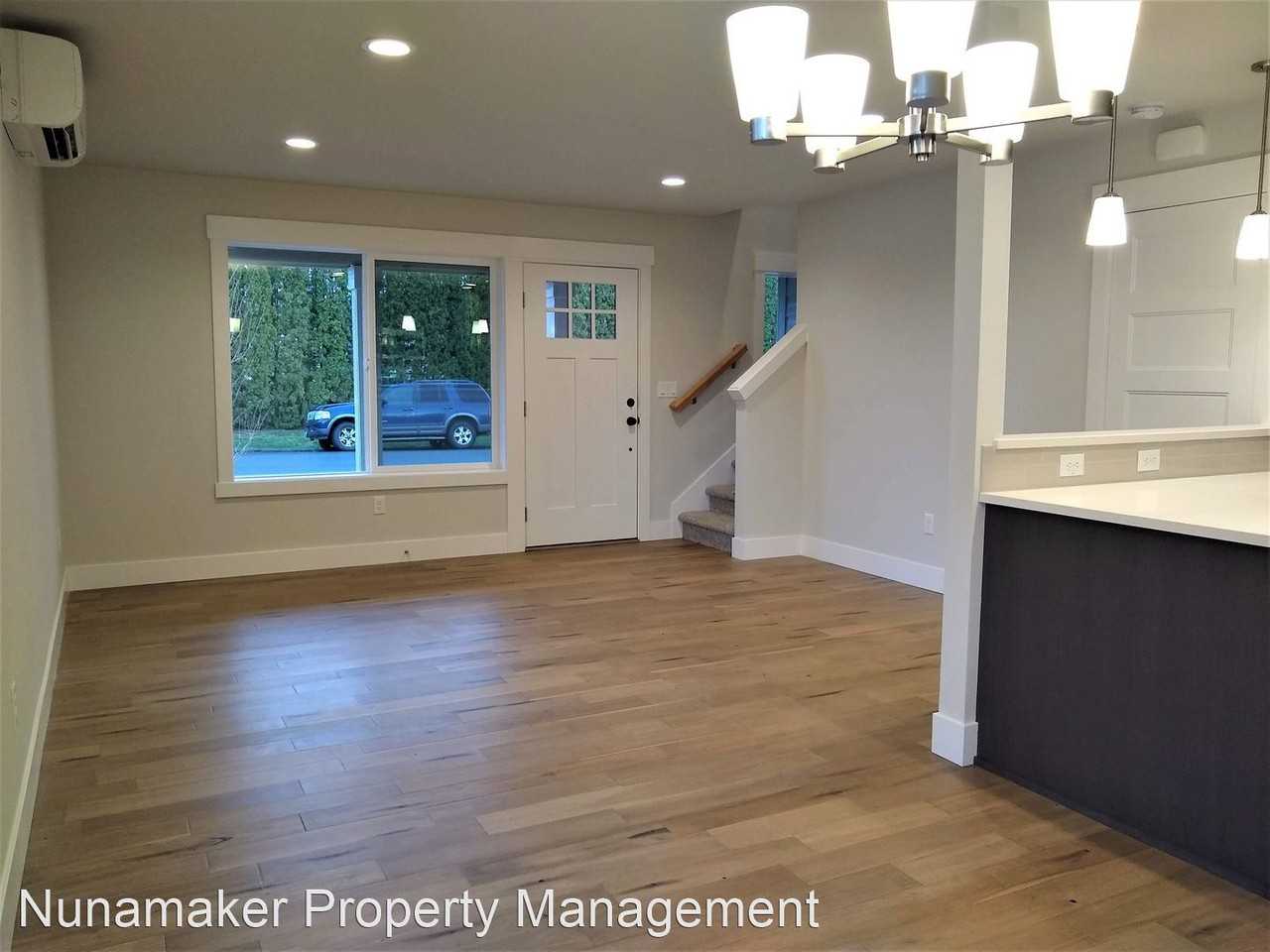 1027 Wilson Street - 1401 11th Street - Photo 2 of 11