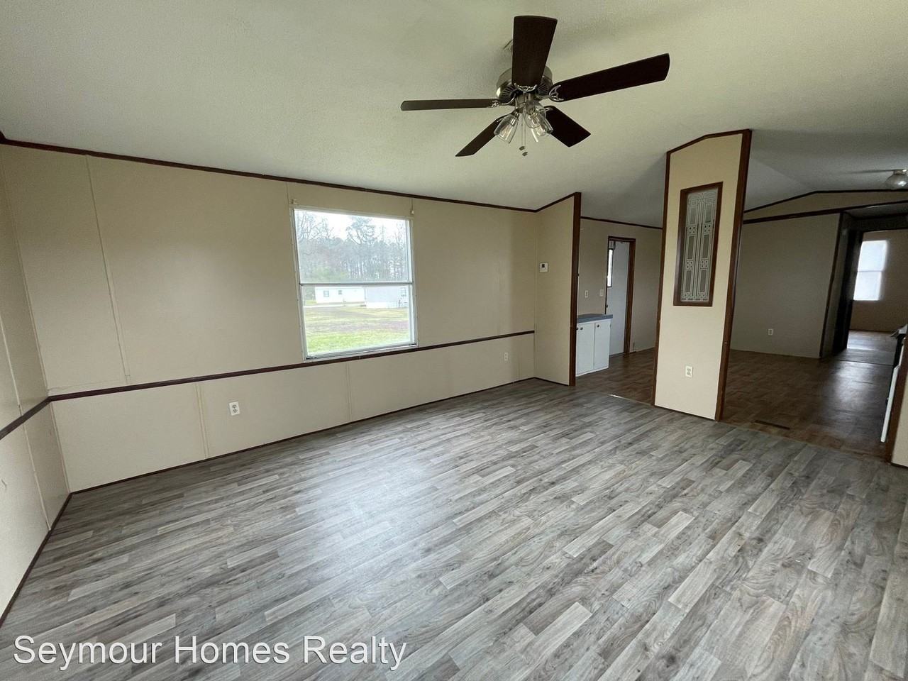 104 Clawson Dr - Photo 3 of 24