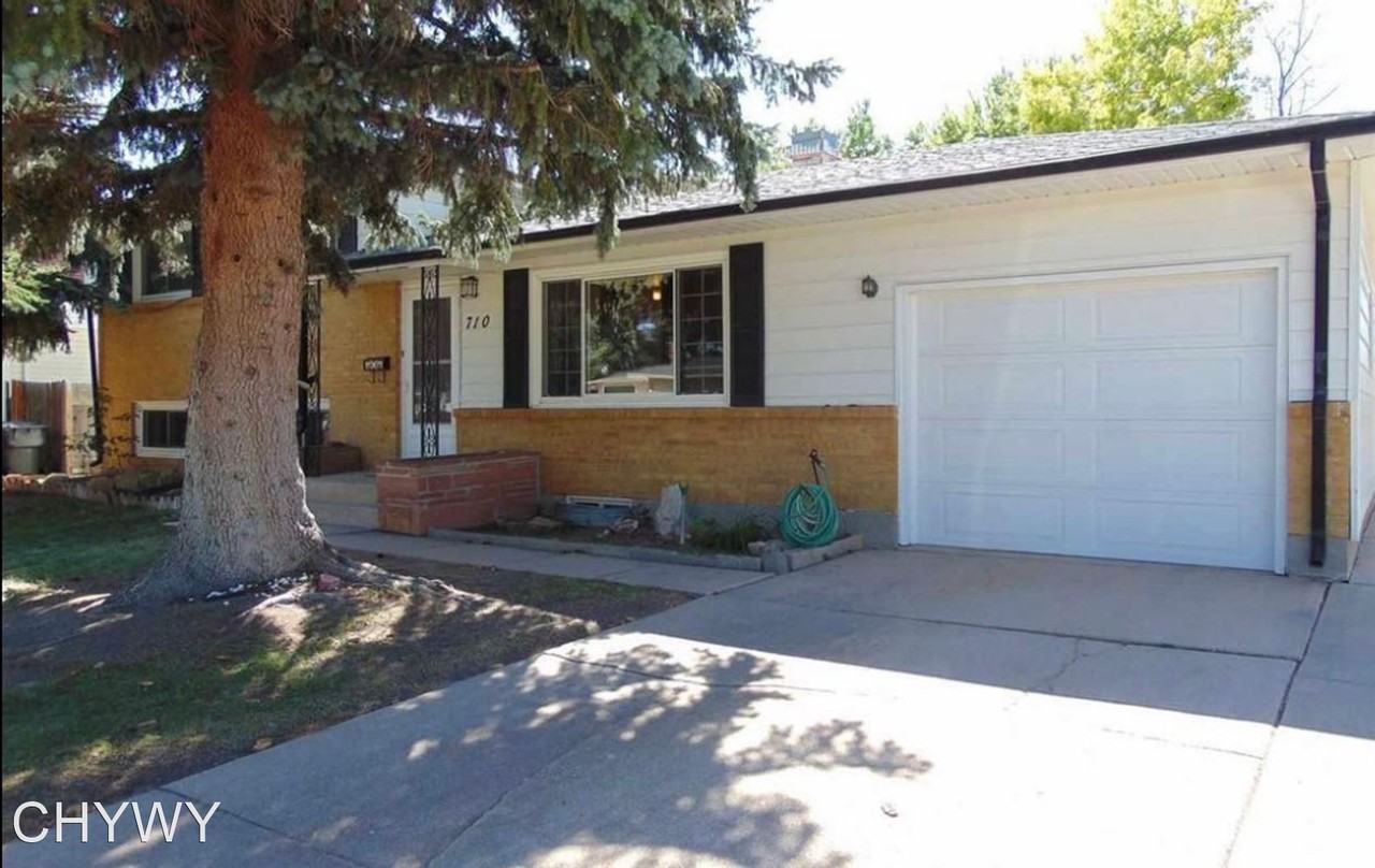 710 Mcgovern Ave - Photo 3 of 8