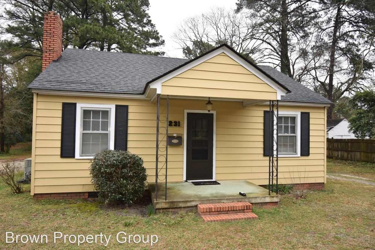 231 Pinecrest Dr - Photo 2 of 16