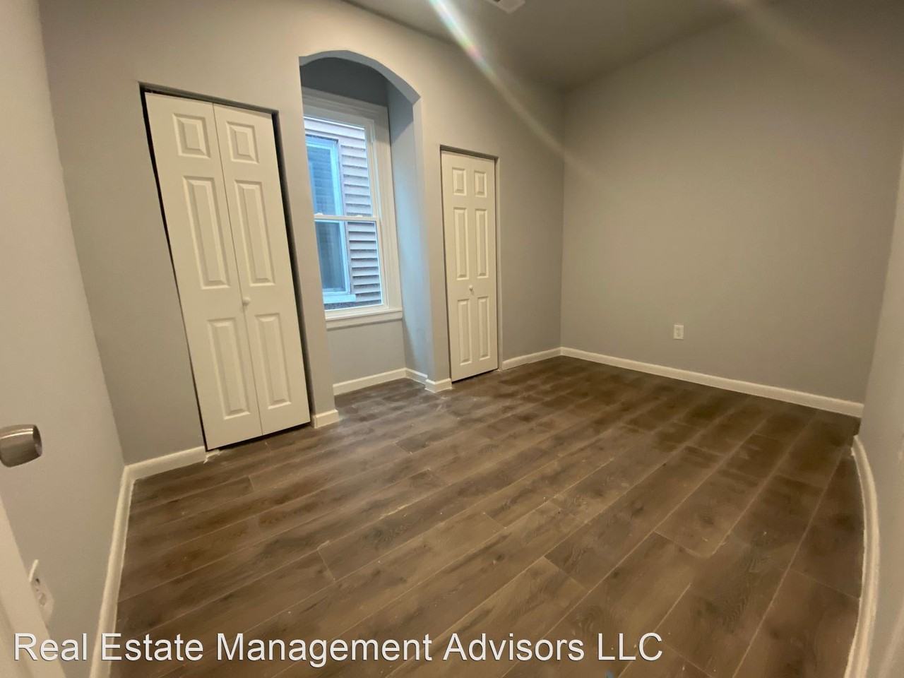 721 S 56th Street - Photo 2 of 10