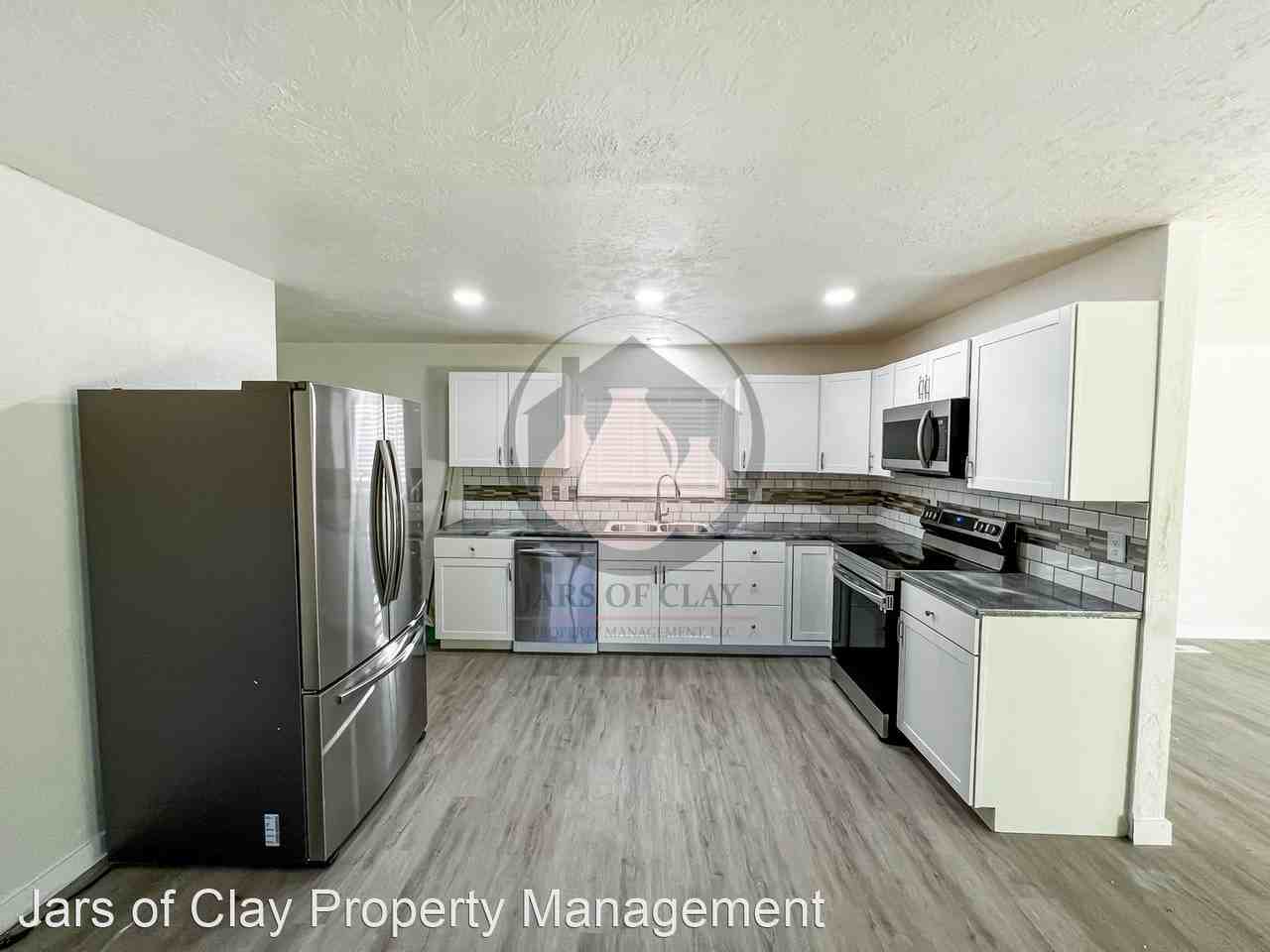 850 E Cleveland - Photo 2 of 17