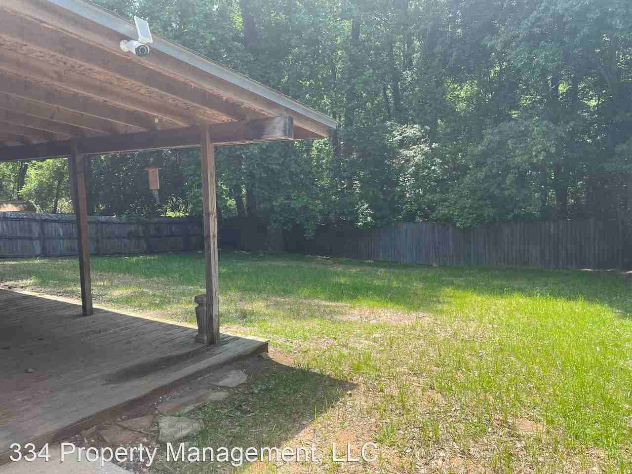 1331 Summerfield Pl - Photo 3 of 15