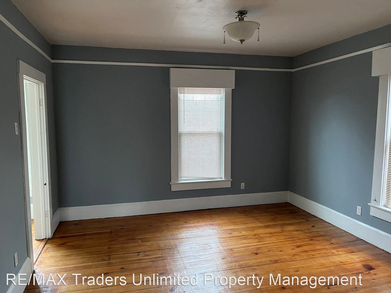 1402 N Hamilton Blvd. - Photo 2 of 6