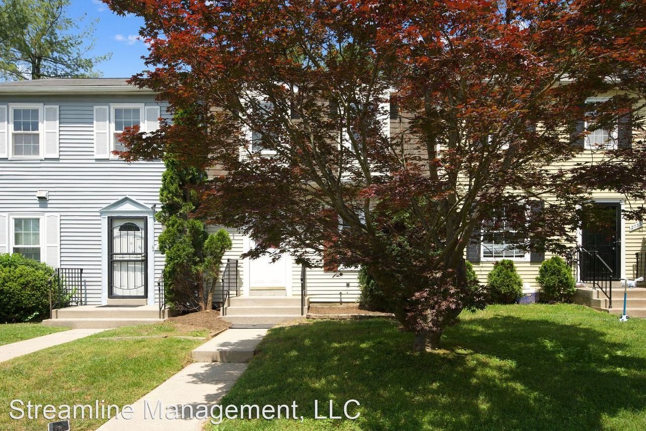 2731 Fairdale Ter - Photo 3 of 22