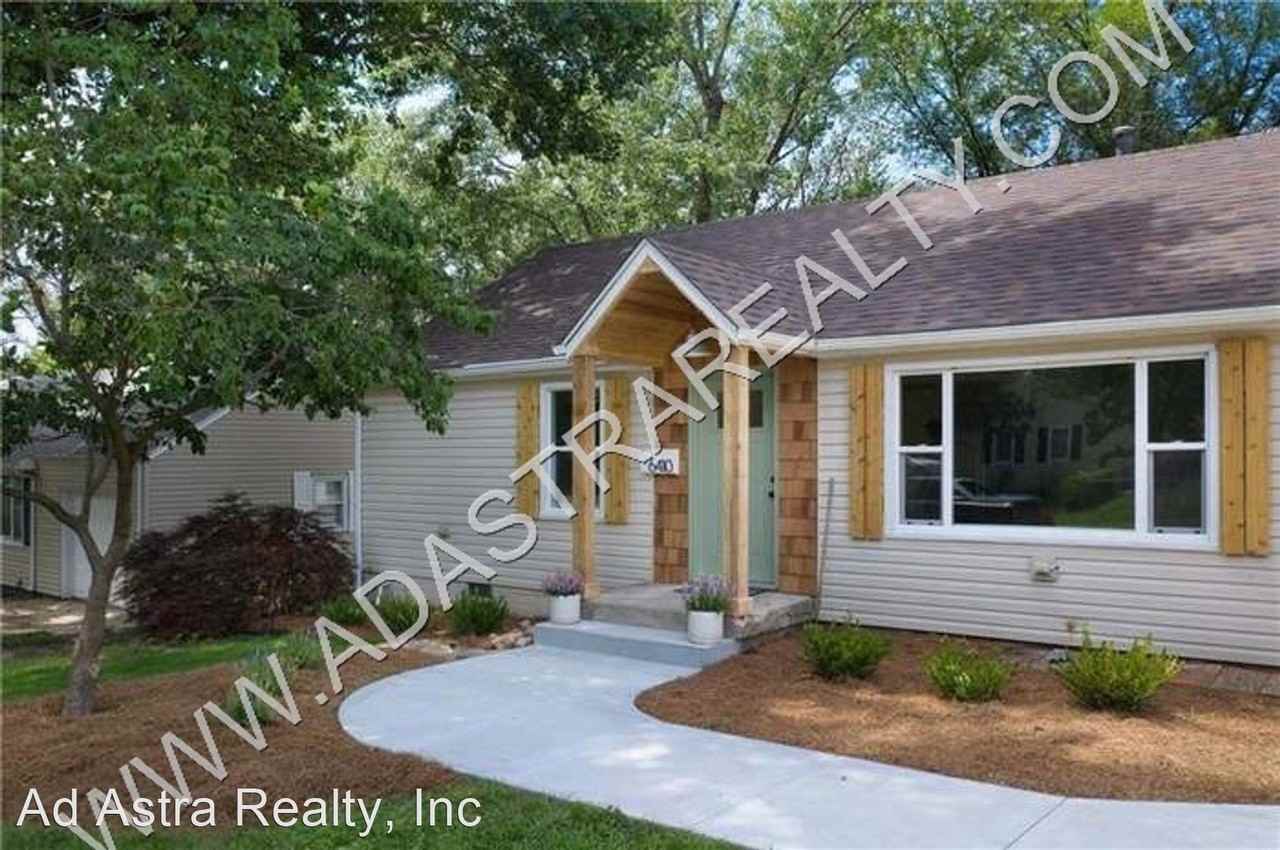 6410 Lowell Ave - Photo 2 of 21