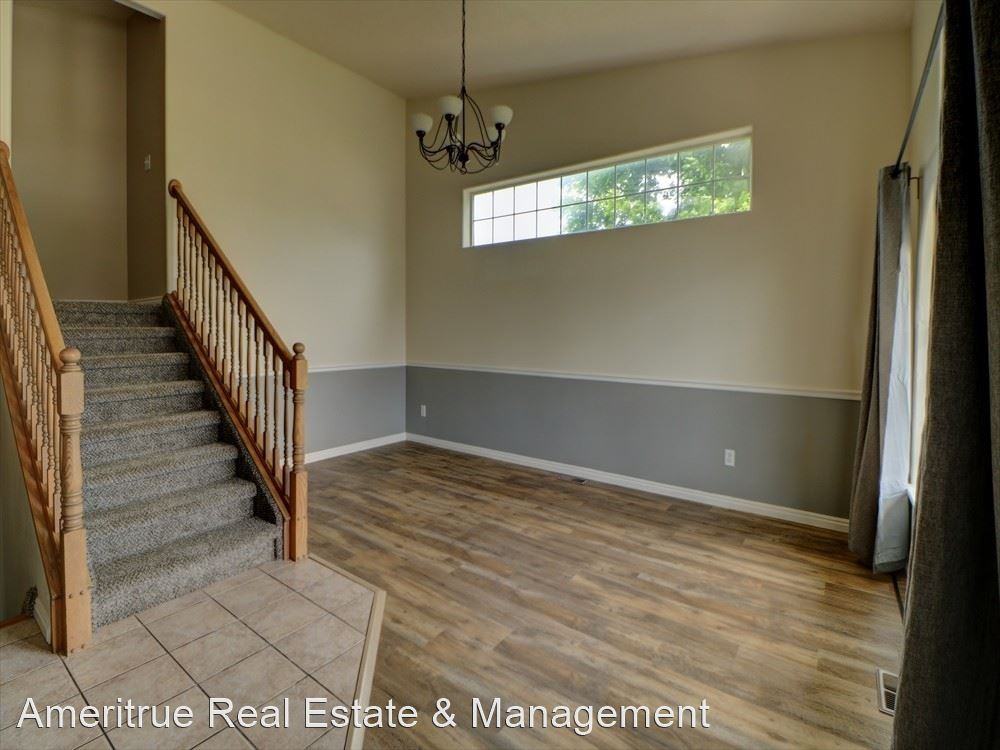 1046 S 1700 E - Photo 2 of 26