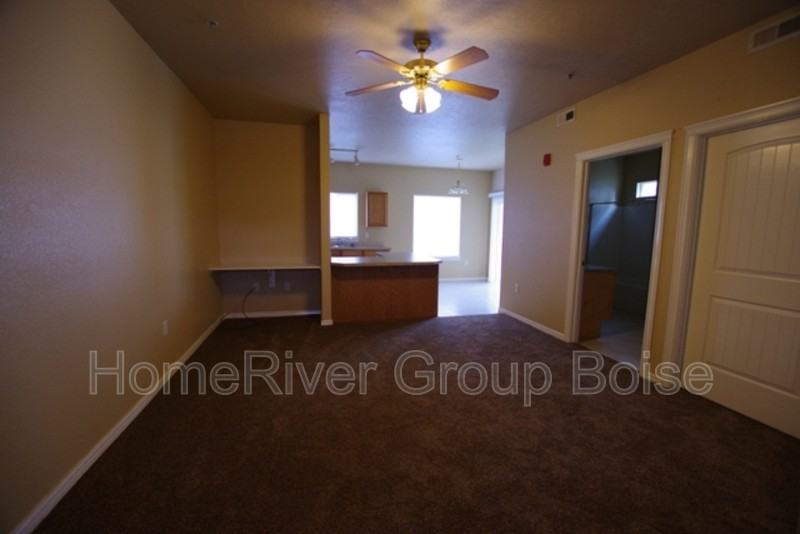 10183 W Rifleman Ln #102 - Photo 5 of 14