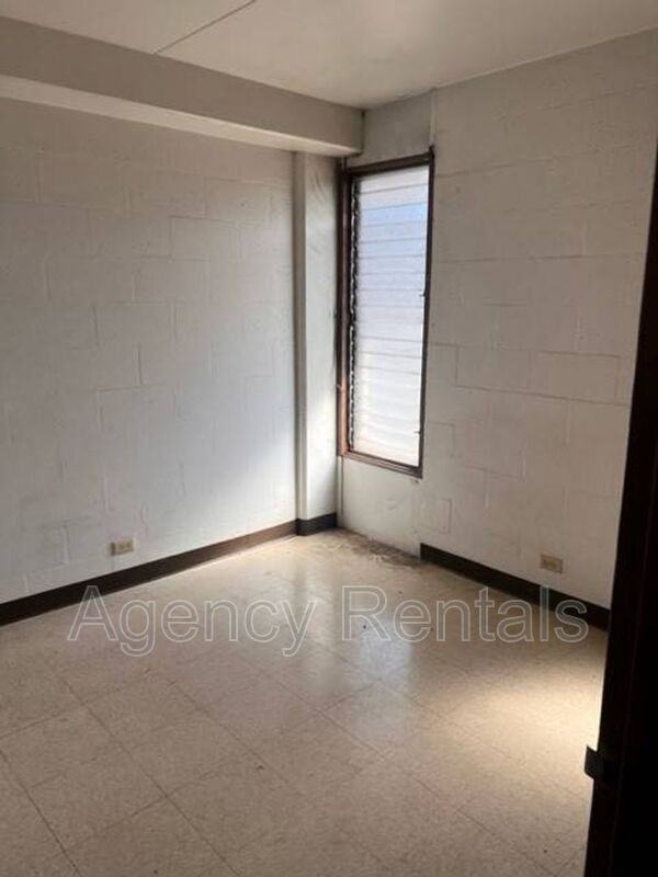 1349 Mookaula St #301 - Photo 3 of 5