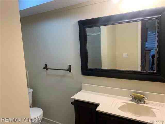 4211 Flint Rd - Photo 3 of 7