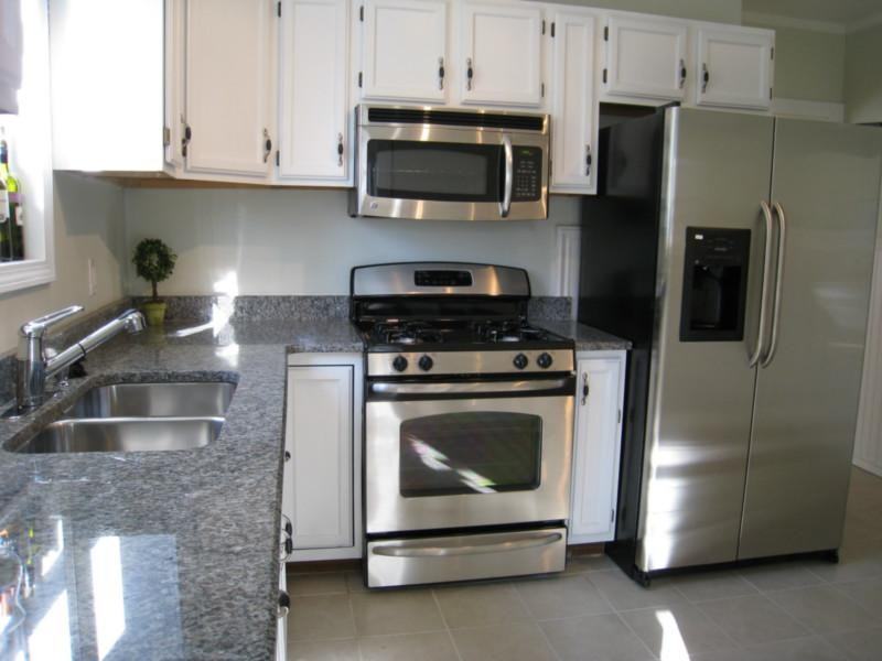 10 Evergreen Ave #2 - Photo 4 of 9