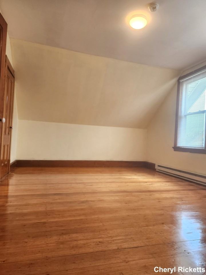 10 Parkman St - Photo 3 of 33