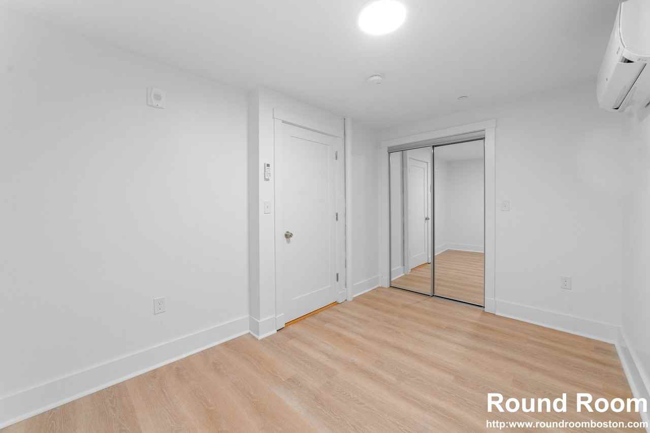 143 Prospect St #1 - Photo 6 of 14