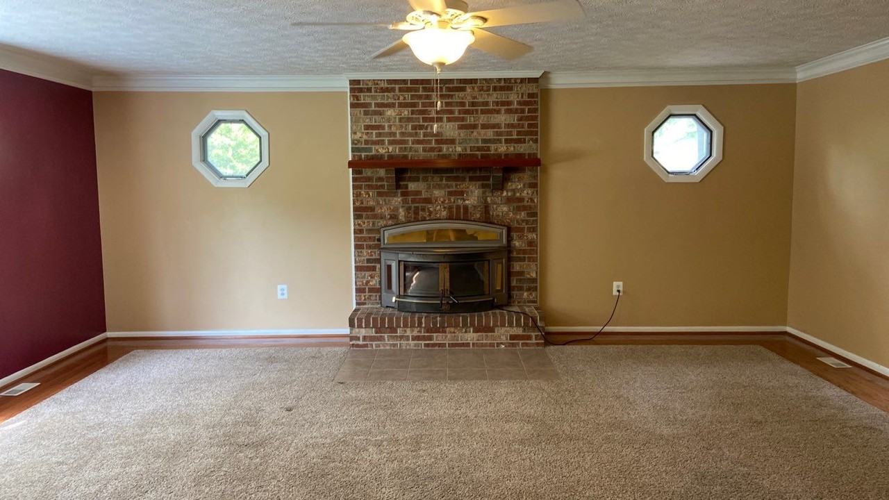 129R Lake Shore Dr - Photo 3 of 19