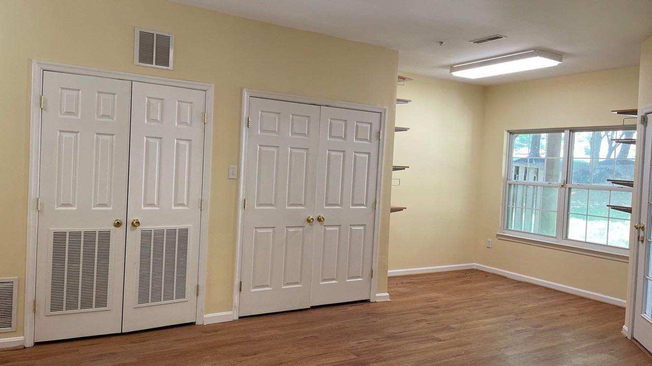 6125 White Marble Ct - Photo 4 of 34