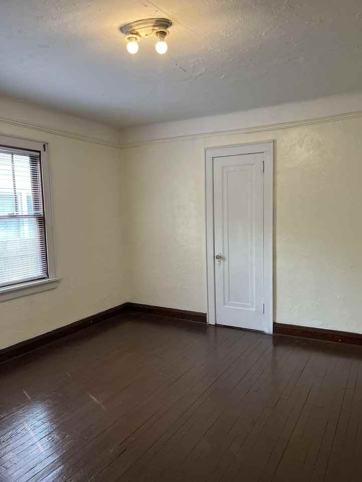 524 E Dale Ave - Photo 3 of 8