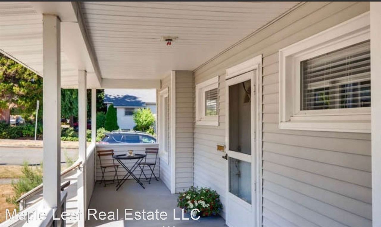 5602 40th Ave Sw - Photo 2 of 21