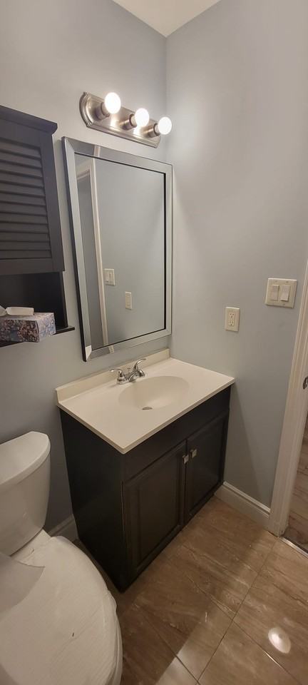 1620 Green Road - Photo 3 of 10