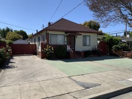 featured image of 211 Waverly St #1