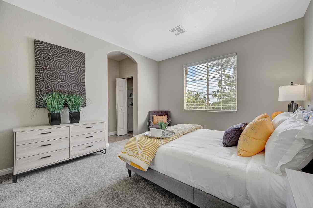 Red Rock Villas - Photo 6 of 49