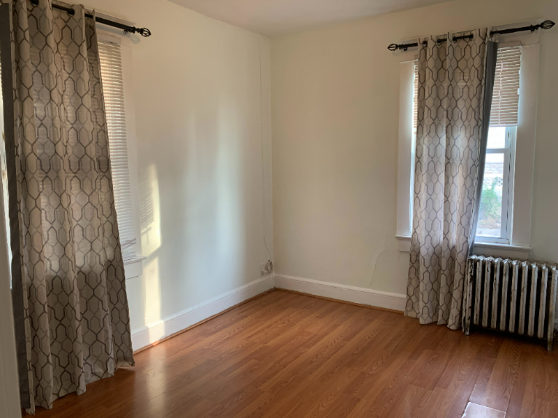 70 Louis St - Photo 2 of 20