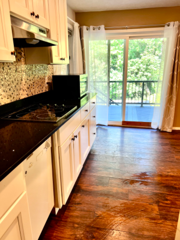 610 Nwcircle - Photo 7 of 21