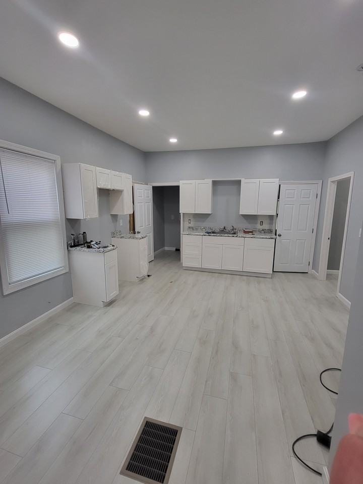 25 Dale St #1 - Photo 2 of 6