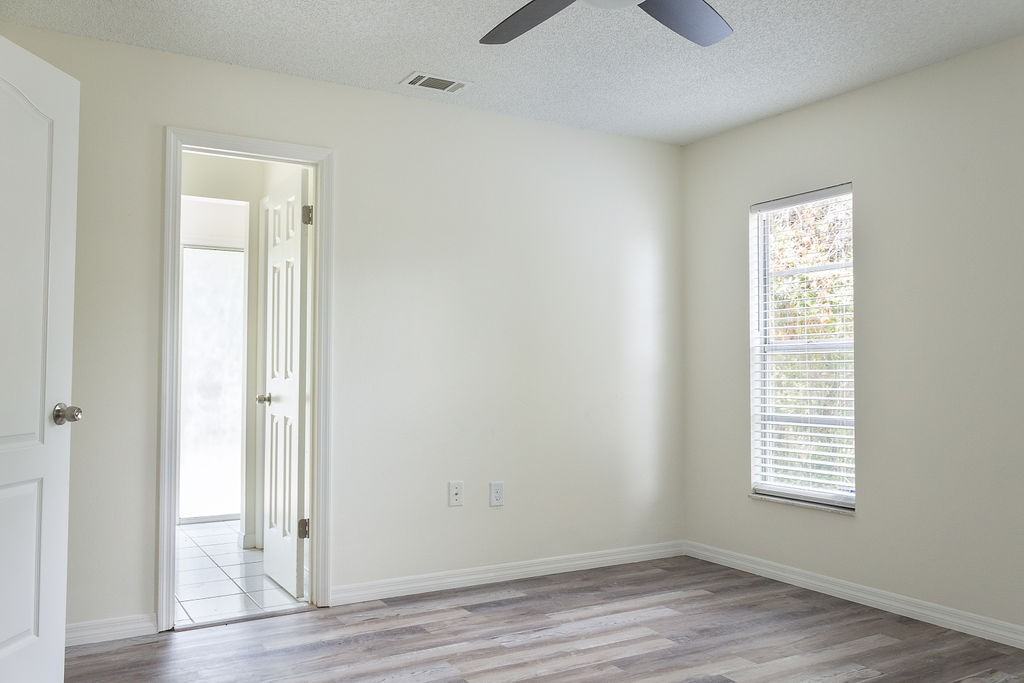 2254 Matthew Cir #1 - Photo 5 of 10